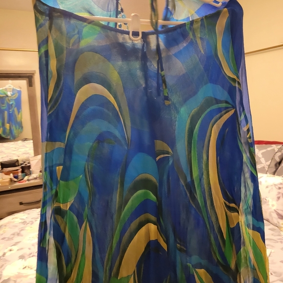 Summer halter tunic. - Picture 5 of 11